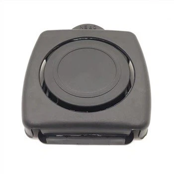 プラスチックカーカップホルダー